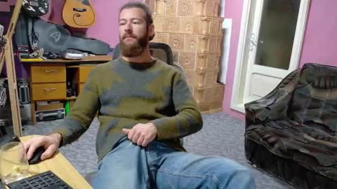 Snapshot of sir_pelo_iv chatting on October 6, 5:16 am I am The Fourth and only Sir. Pelo online show from October 6, 5:16 am