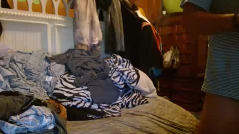 Snapshot of sirchrisx9 chatting on January 10, 7:43 pm SirChrisx9 online show from January 10, 7:43 pm