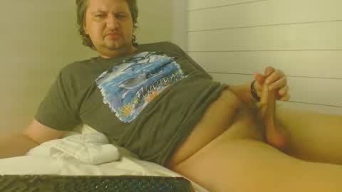 Snapshot of sirchrisx9 chatting on December 3, 10:13 am SirChrisx9 online show from December 3, 10:13 am