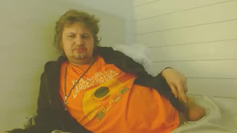 Snapshot of sirchrisx9 chatting on December 5, 10:57 am SirChrisx9 online show from December 5, 10:57 am