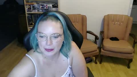 Snapshot of sireneserpens chatting on January 22, 2:46 pm Sirene Serpens online show from January 22, 2:46 pm