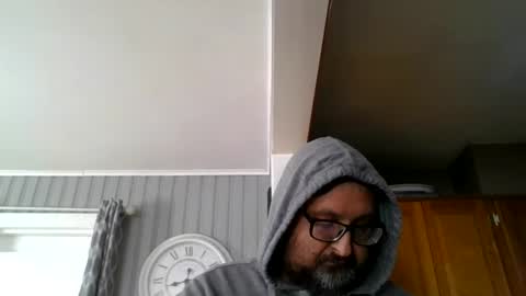 Snapshot of sirmike80 chatting on February 24, 1:31 pm SirMike80 online show from February 24, 1:31 pm