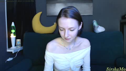 Snapshot of sirshamor chatting on December 6, 8:18 pm SirshaMor online show from December 6, 8:18 pm