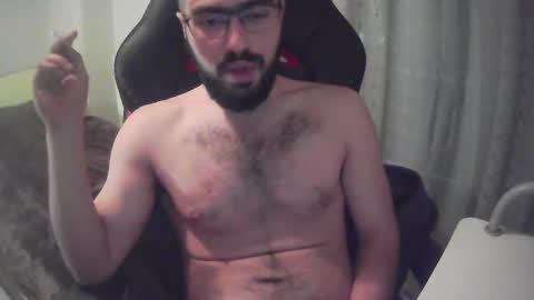 Snapshot of sissy_bear_ chatting on January 3, 2:43 am sissy_bear_ online show from January 3, 2:43 am