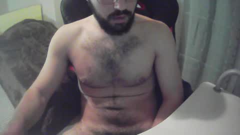 Snapshot of sissy_bear_ chatting on January 5, 1:36 pm sissy_bear_ online show from January 5, 1:36 pm