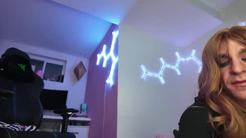 sissycdnatasha online show from May 9, 9:14 am