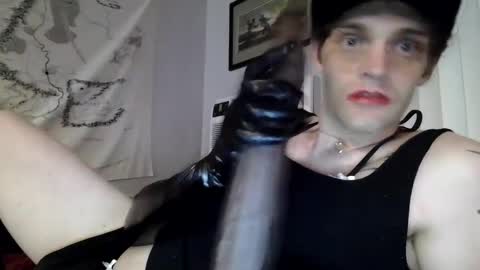 sissyemmalauren online show from October 4, 1:14 am