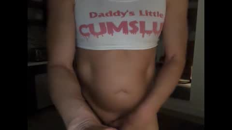 Snapshot of sissyforyou00000 chatting on December 23, 11:14 am Tara online show from December 23, 11:14 am