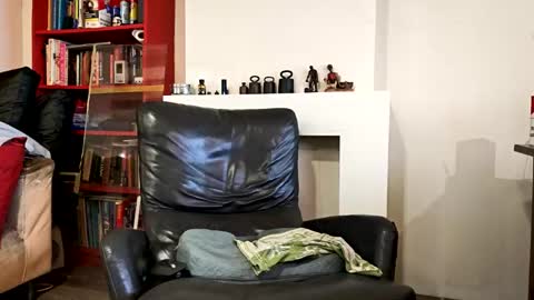 Petra online show from April 15, 6:04 pm