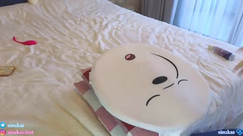 Snapshot of sisukass chatting on January 16, 11:58 am Luna And Alek 3 online show from January 16, 11:58 am