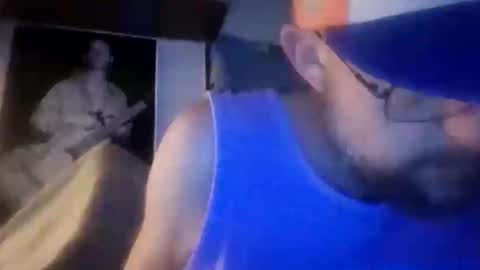 Snapshot of situationallefty chatting on December 14, 8:20 am Situational Lefty online show from December 14, 8:20 am