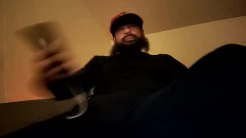 Snapshot of six_23 chatting on December 14, 3:34 am Sixxx online show from December 14, 3:34 am