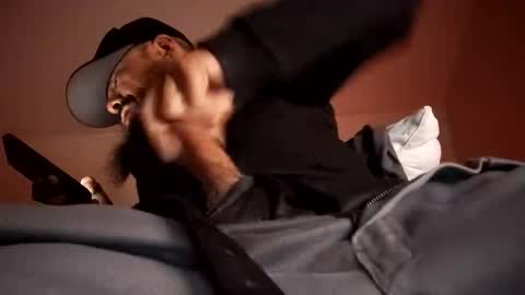 Sixxx online show from April 3, 2:42 am