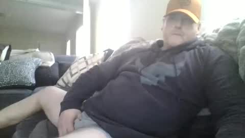 Snapshot of sixsixx73 chatting on December 29, 2:42 pm Jimmy online show from December 29, 2:42 pm