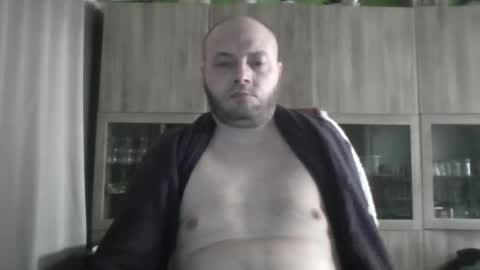 sixten113 online show from April 1, 12:28 pm