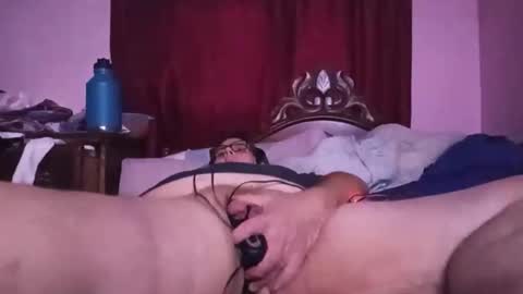 Snapshot of sizzlencock chatting on October 24, 12:01 pm sizzzlencock online show from October 24, 12:01 pm