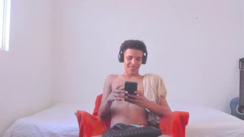 skady_coronado online show from January 11, 9:57 pm