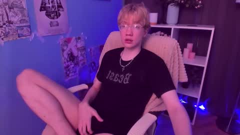 SKAIRAS online show from March 2, 2:02 pm