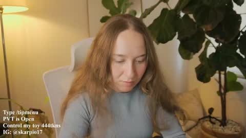 Im Scarlett  ONLINE  5pm-10pm NYC time  online show from March 30, 6:20 pm