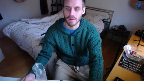 Snapshot of skatejocke chatting on December 1, 10:09 am skatejocke online show from December 1, 10:09 am