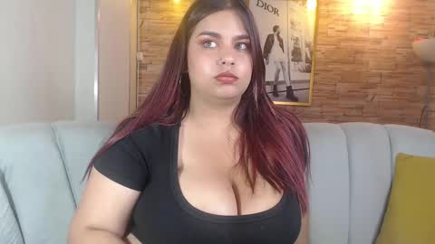 Snapshot of skeler_lovd_b chatting on February 24, 6:58 pm Skarlet online show from February 24, 6:58 pm