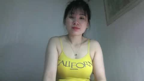 Snapshot of skie1111 chatting on April 20, 3:53 am Shie online show from April 20, 3:53 am