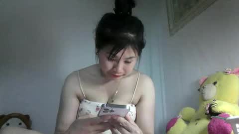 Snapshot of skie1111 chatting on April 26, 1:31 pm Shie online show from April 26, 1:31 pm