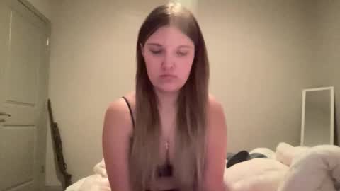 skiimaskabby online show from February 4, 4:40 am