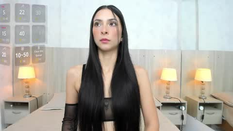 Snapshot of skinny_ariadna chatting on April 1, 11:33 am Ariadna online show from April 1, 11:33 am