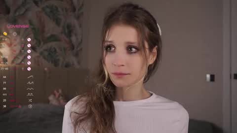 Snapshot of skinny_eve chatting on March 3, 1:31 am Emily online show from March 3, 1:31 am