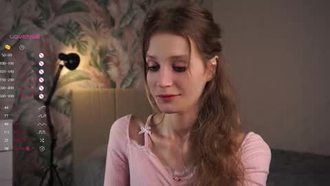 Snapshot of skinny_eve chatting on March 9, 6:11 pm Emily online show from March 9, 6:11 pm