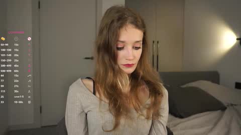 Snapshot of skinny_eve chatting on October 18, 5:14 pm Emily online show from October 18, 5:14 pm
