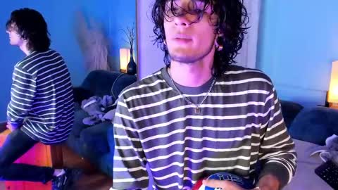 Mac online show from April 5, 12:30 am