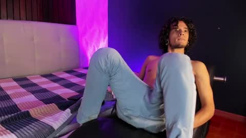 Mac online show from April 15, 1:51 pm