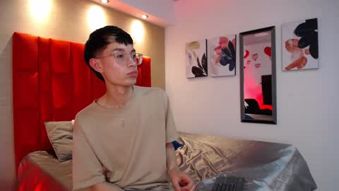 David online show from March 3, 8:15 pm