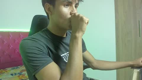 sam online show from April 18, 2:48 am