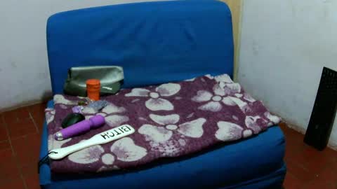 Snapshot of skinny_sexy666 chatting on February 23, 6:12 pm skinny_sexy666 online show from February 23, 6:12 pm