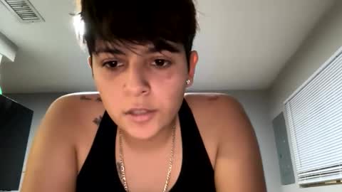 skinnyangel21 online show from December 17, 3:56 am