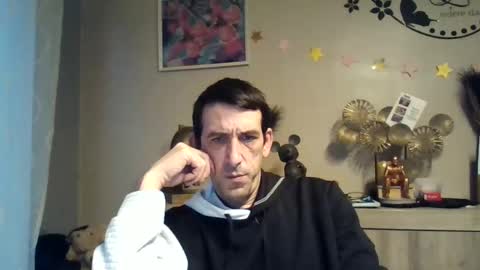 SkinnyBigCock2 online show from February 13, 7:45 am