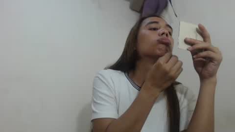 Snapshot of skinnybigcock_georgia chatting on January 16, 2:37 am skinnybigcock_georgia online show from January 16, 2:37 am