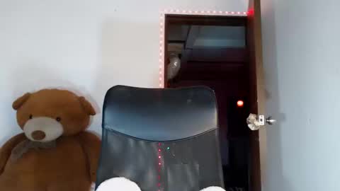 jesica online show from April 16, 6:03 am