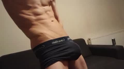 skinnyguywithbigd online show from November 23, 12:05 pm