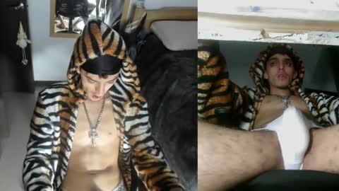 skinnypipe15 online show from November 17, 4:18 am