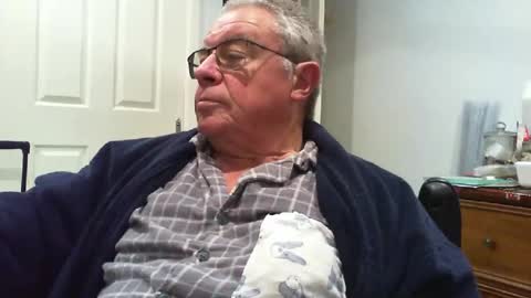 Snapshot of skipper1970 chatting on July 31, 9:19 am Skipper1970 online show from July 31, 9:19 am