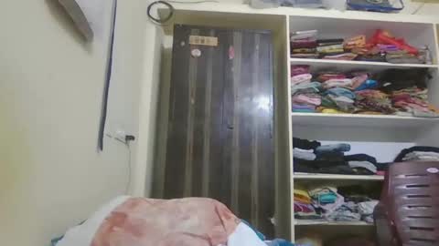 Indianslut1431 online show from December 2, 8:41 am