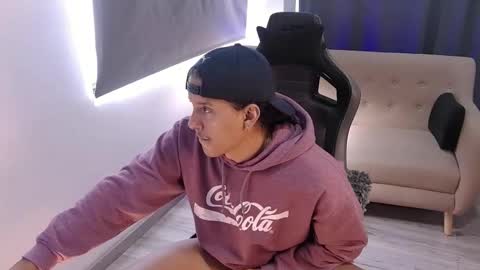 Liam Vokov online show from March 25, 12:55 pm