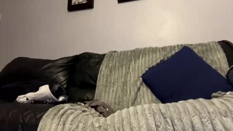 skuzzy25 online show from January 21, 1:39 am