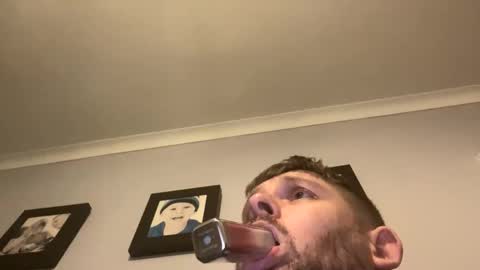 skuzzy25 online show from January 28, 12:05 am