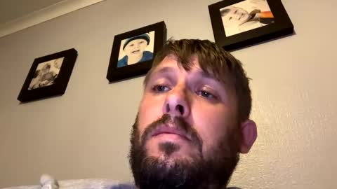 skuzzy25 online show from October 1, 11:33 pm