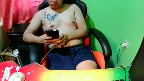 Snapshot of sky1441 chatting on October 1, 2:50 am sky1441 online show from October 1, 2:50 am